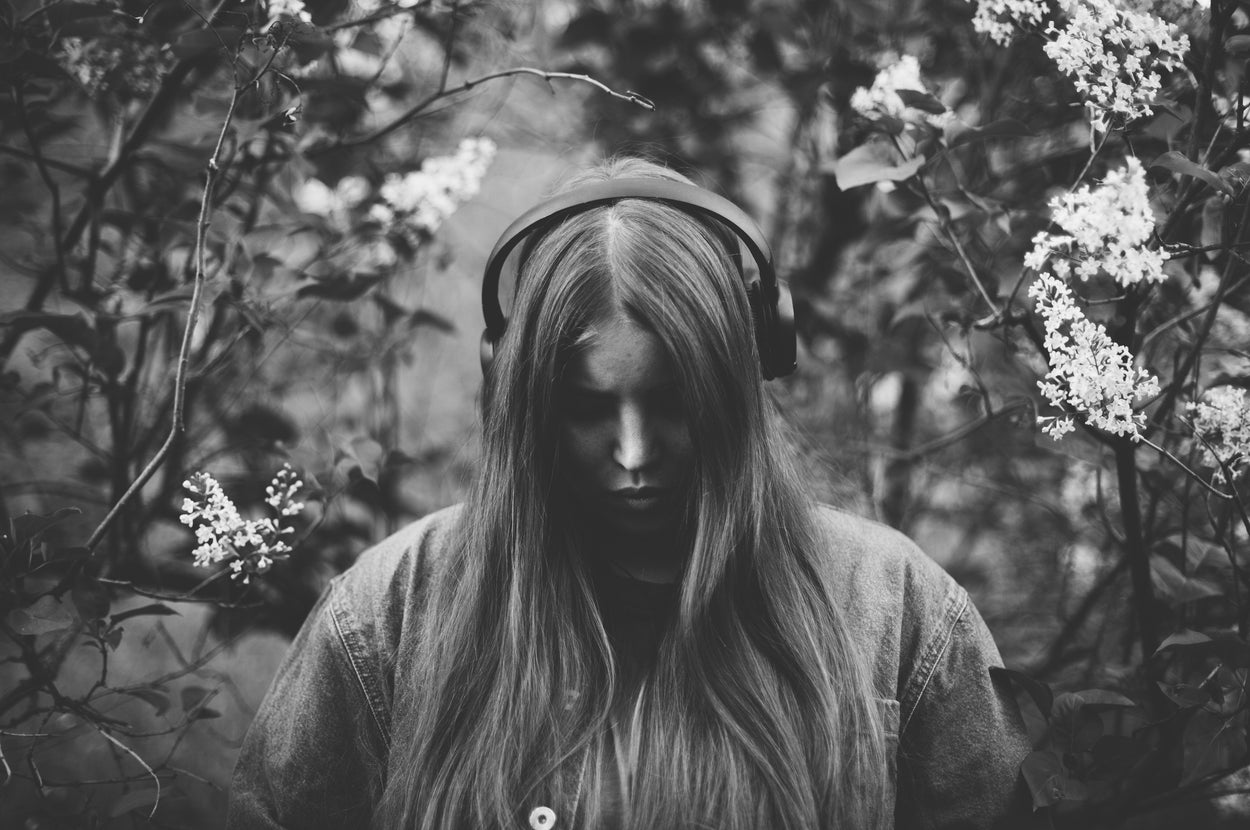 Listening To Sad Or ‘Downer’ Lyrics Might Mean You’re Smarter