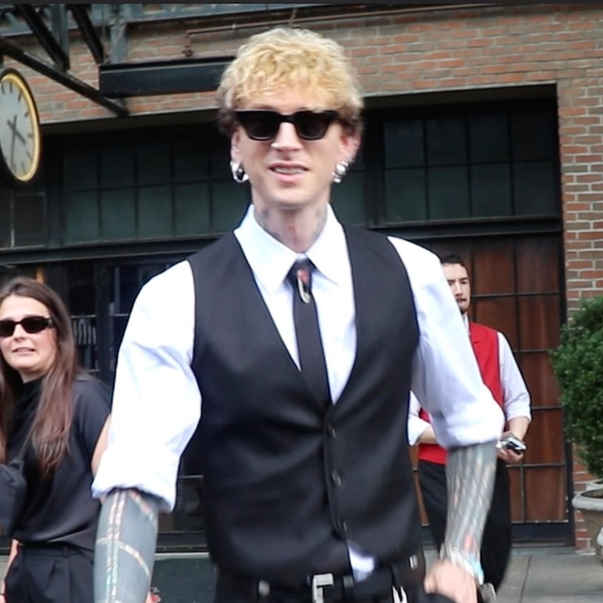 MGK Hits Taylor Swift, Travis Kelce’s Star-Studded Wedding Like Bang