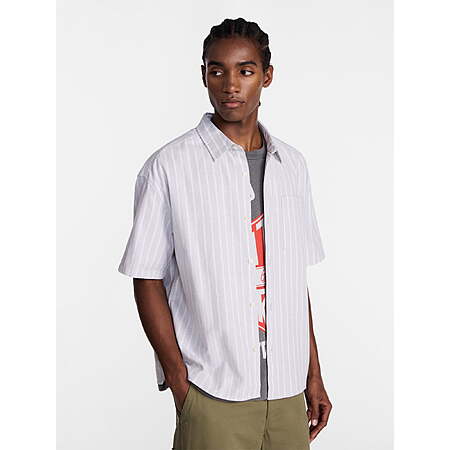 No Boundaries Men’s Cotton Short Sleeve Boxy Fit Oxford Shirt (2 Colors) from $5.70
